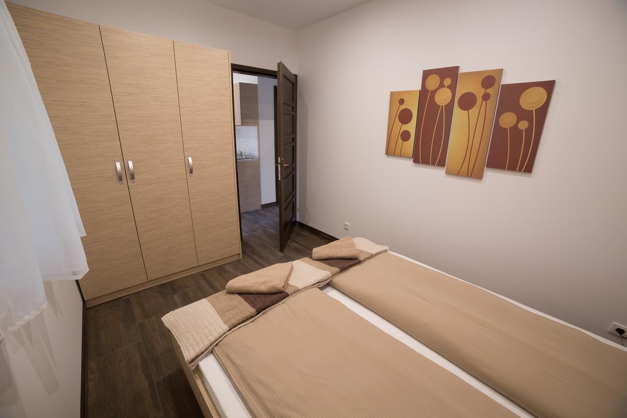 Relax Apartmanhaz Morahalom Exterior photo